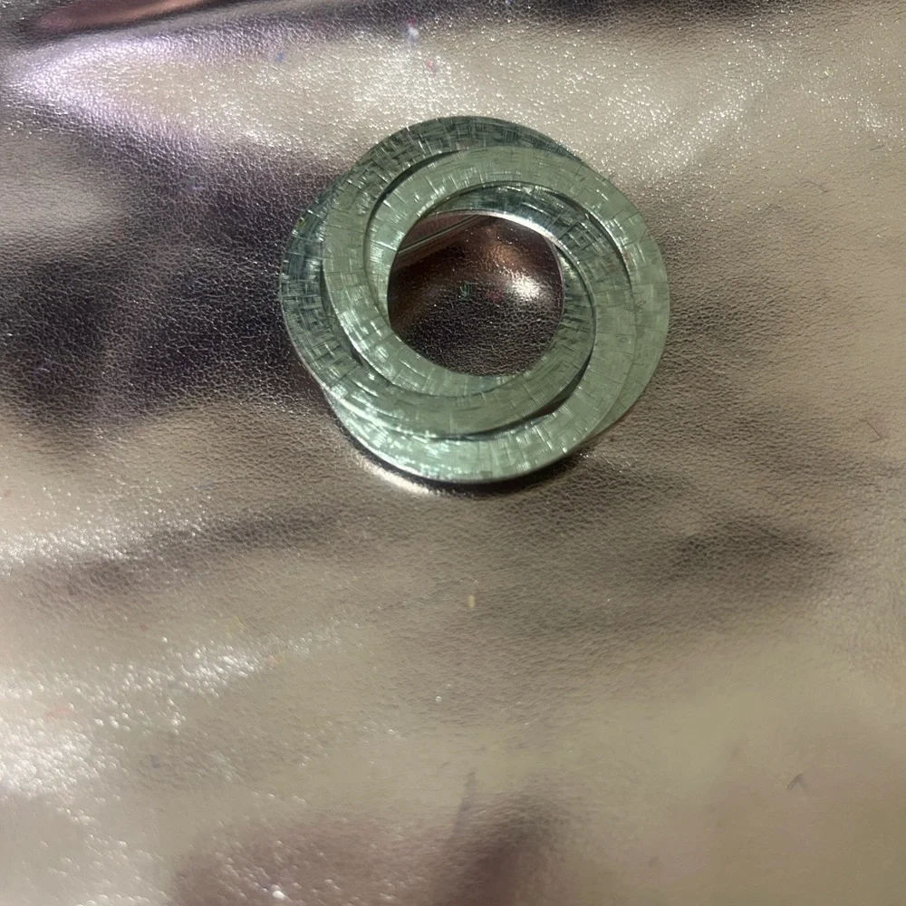 N/A stylish silver